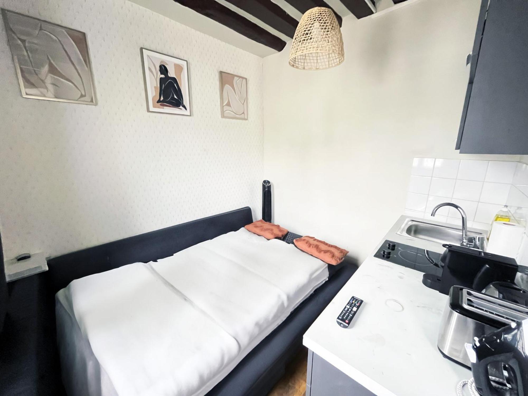 164 - Charming Studio In Center Of ปารีส ภายนอก รูปภาพ